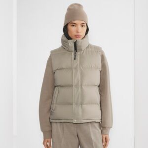 ARITZIA The Super Puff™ Vest - cliMATTE™ Modern Taupe